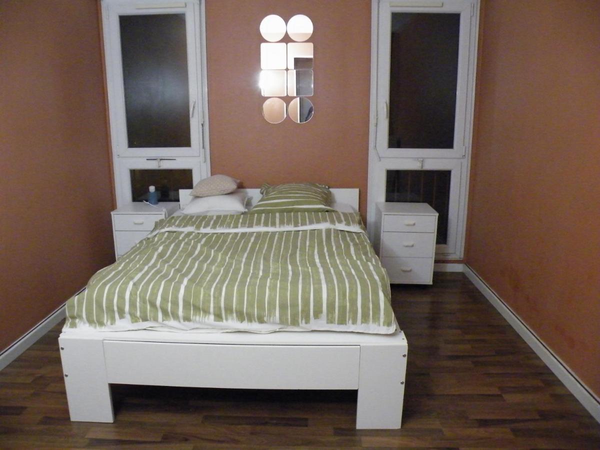 Appartement F3 -Plaisir Moins Cher - Jusqu'A 8Personnes Le Mee-sur-Seine Luaran gambar